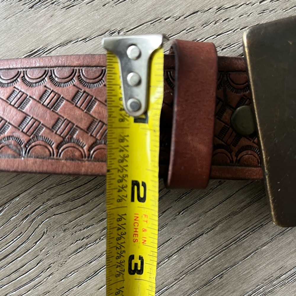 Fossil Tooled Brown Leather Belt with Dark Metal Buckle - Picture 10 of 10